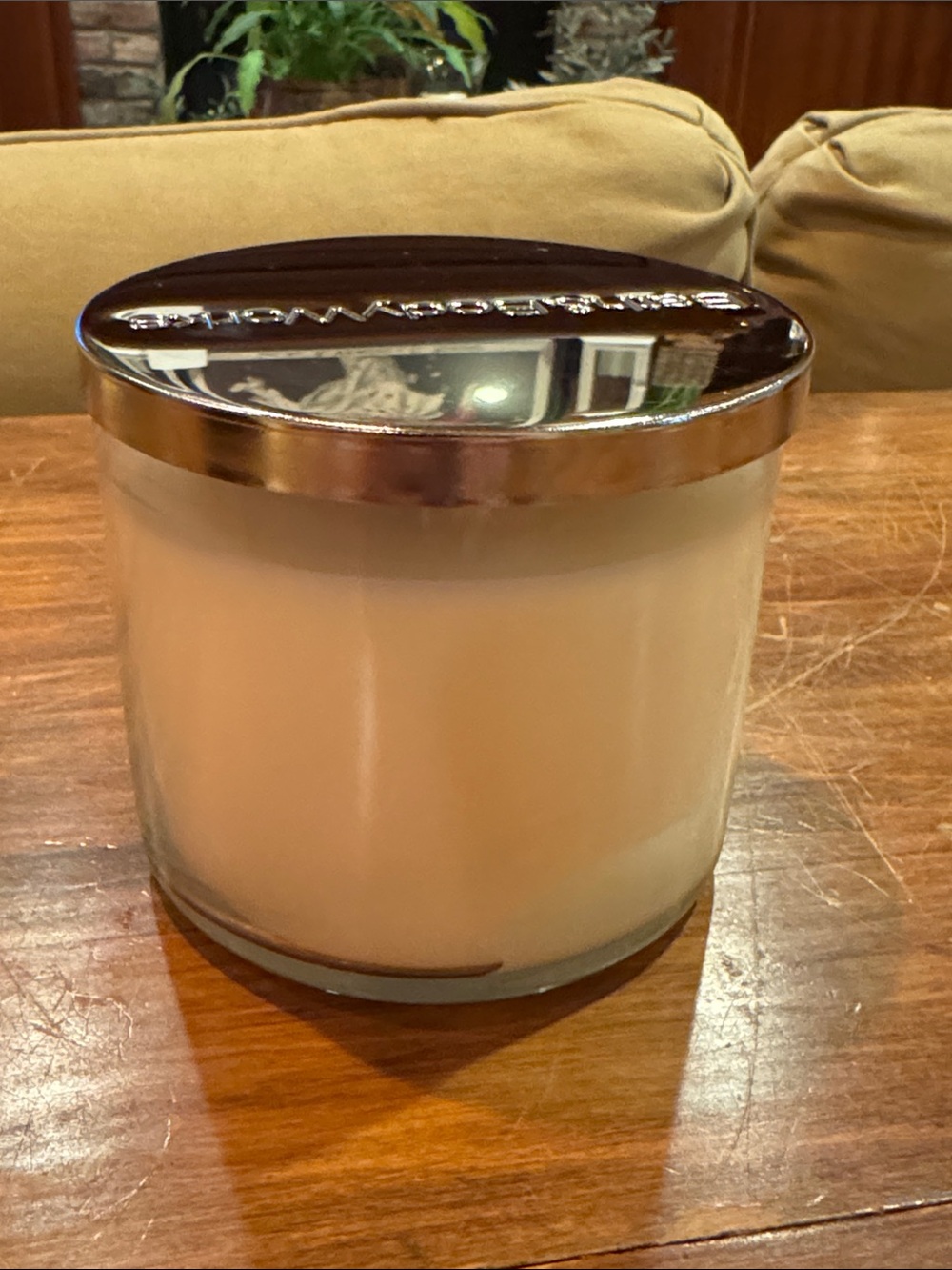 NEW Bath & Body Works FOREVER RED Lidded Candle 14.5 oz 45 Hour 3 Wick Retired - Picture 3 of 12